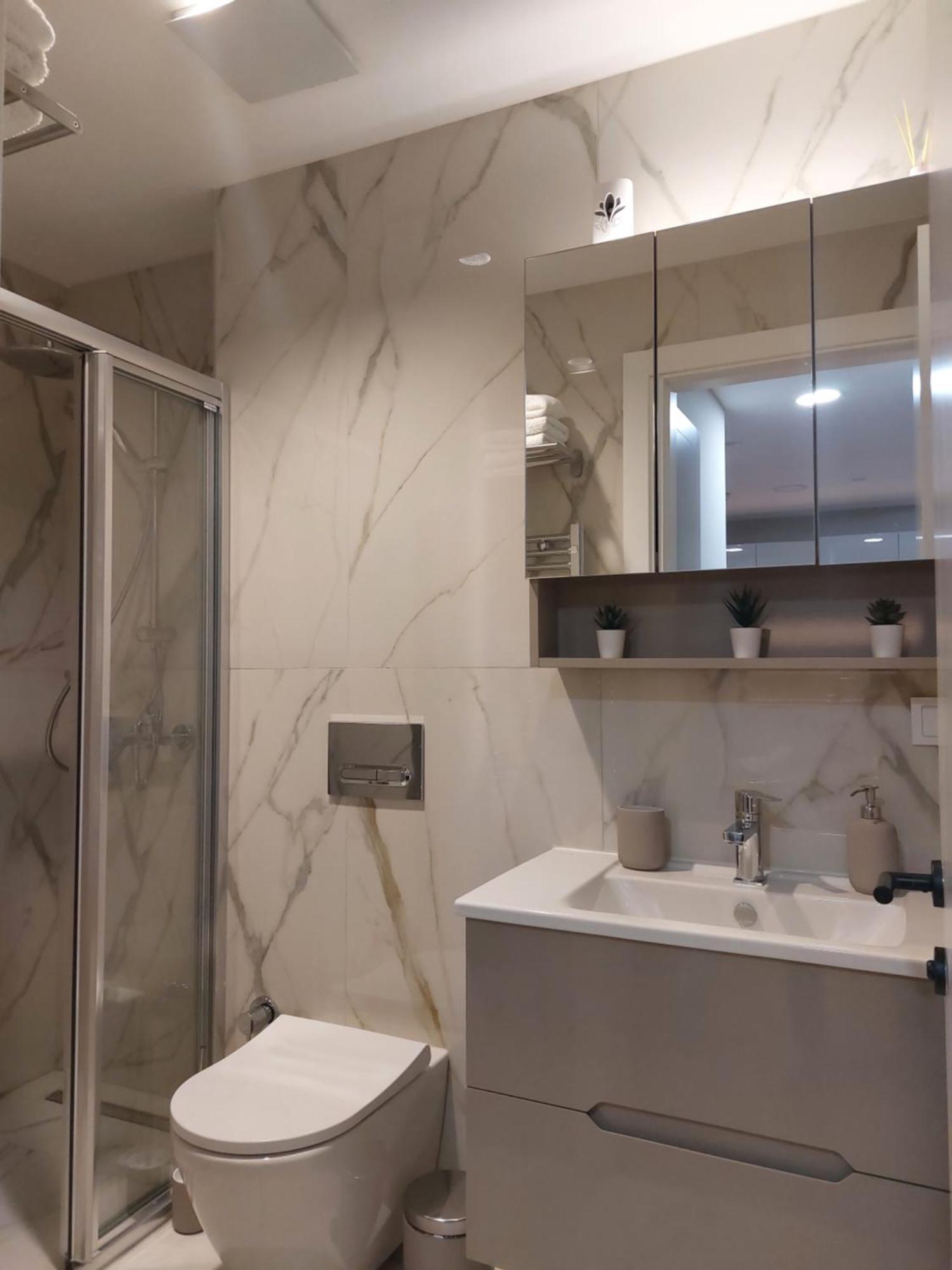 Divine 69 Luxury Apartment, Skopje City - Center, Diamond Residences, Free Parking Exterior foto